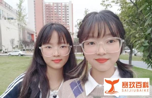 四川双胞胎美女姐妹花，一个都没落下，双双被川大华西录取，佩服！