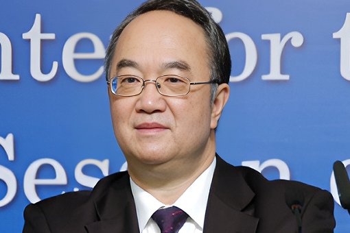 桑国卫同志简介