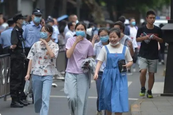 推迟开学的真实原因是什么
