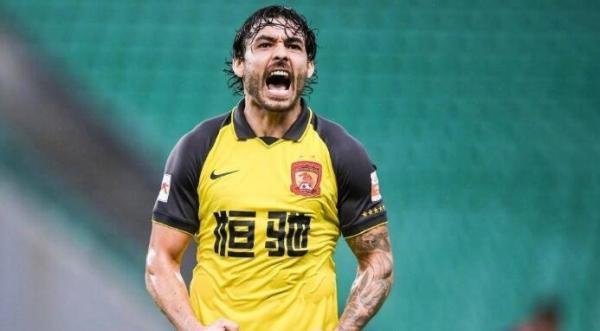 归化球员高拉特确认放弃中国国籍 这是咋情况？