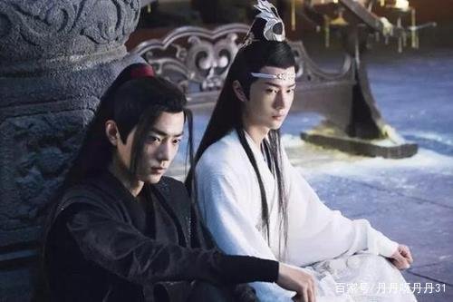 肖战与陈情令剧组一起聚餐时回想起往事,到底意难平,这其中有什么隐情?