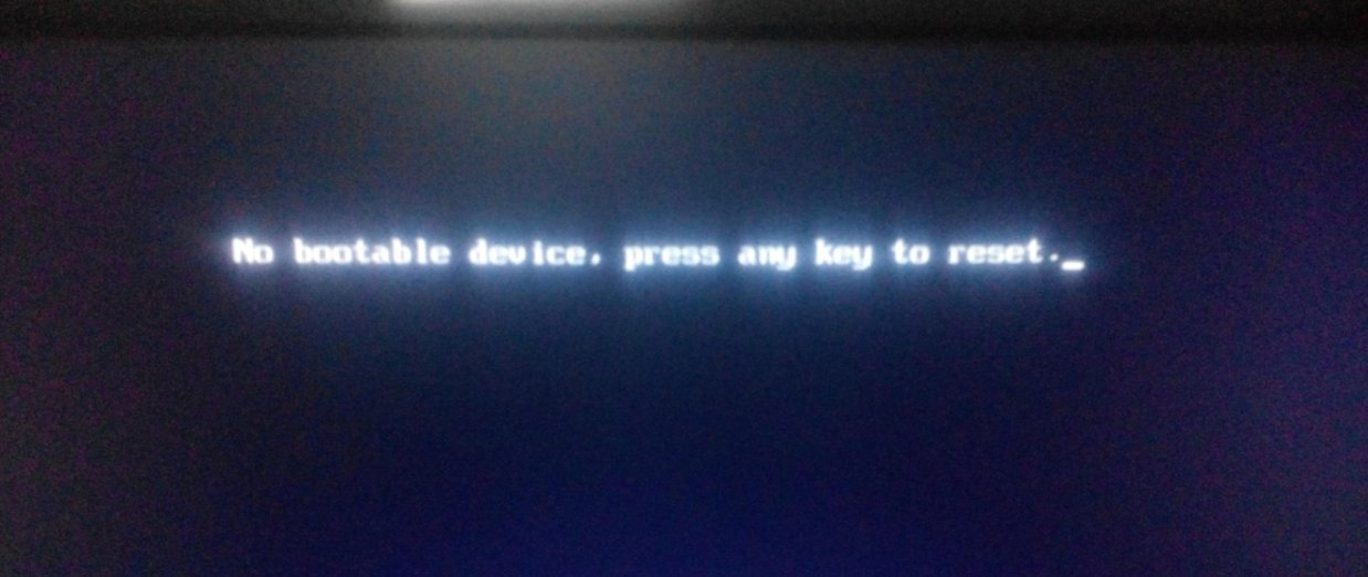 电脑开机时出现no bootable device press any key to restart怎么办？