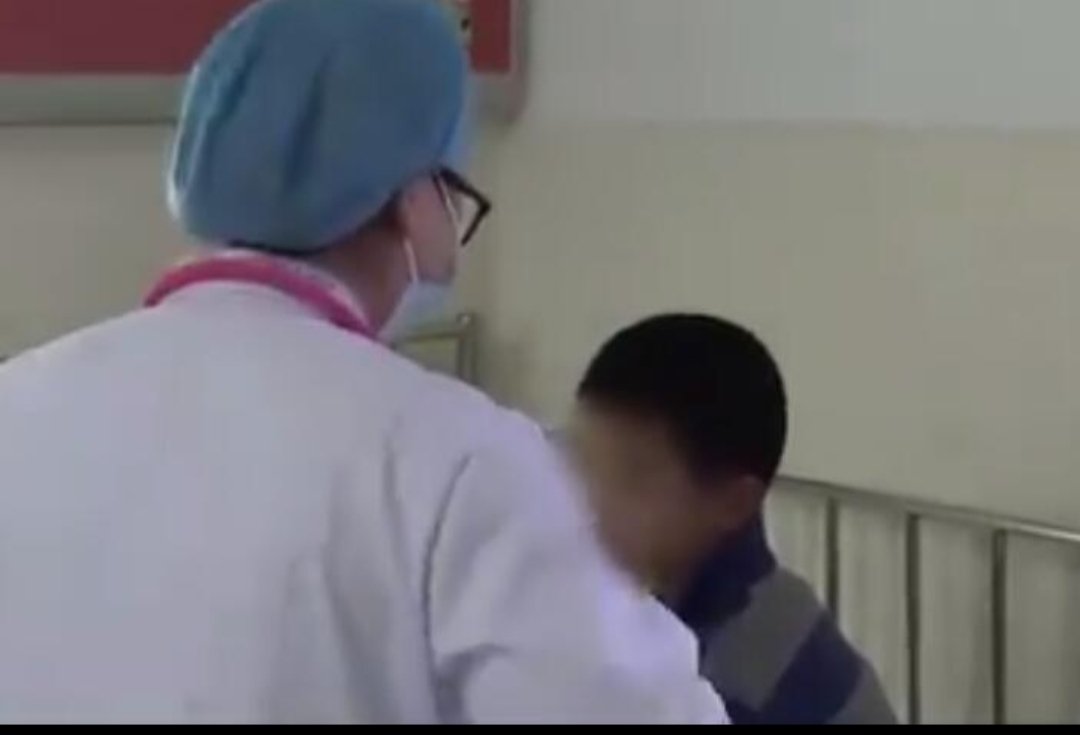 长沙一男孩腿疼20天是因为想念父母患上心病，这种病能治疗吗？