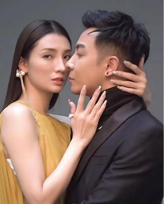 广东夫妇靠“收租”爆红3年吸粉5000万，直播带货身价过亿，真实身份并不简单