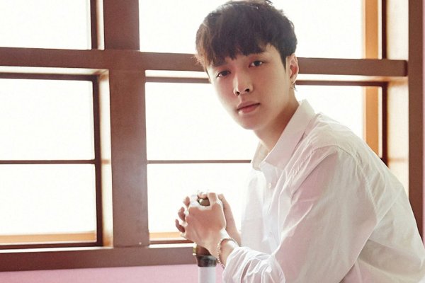 以张艺兴为灵感的小说将拍成电影，你觉得如何？