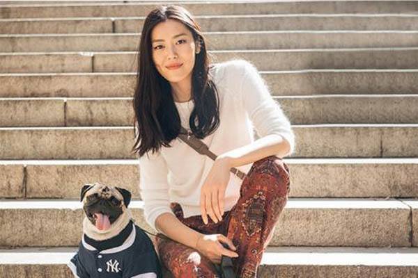 刘雯方否认与陈伟霆恋情怎么回事?