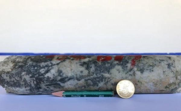 河南发现大型银矿 潜在经济价值约45亿元