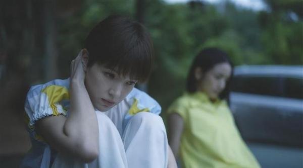 中年人的出轨为何不会通往离婚？两个过来人说出了实话