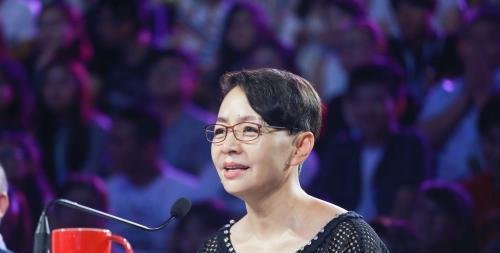 宋丹丹60岁大寿排面大，杨紫张一山齐聚，刘涛连跑两场感情深