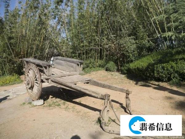 歇后语:孔夫子搬家